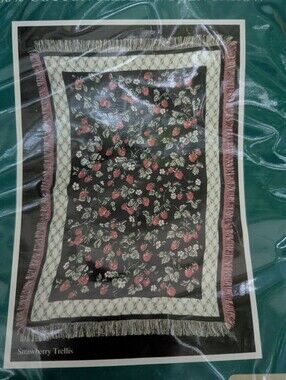 Vintage Floral Strawberry Trellis Tapestry Throw Blanket Brand New In Bag